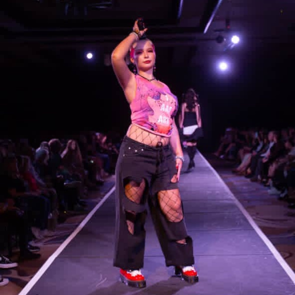 Pink-out I AM ART Custom Canvaswear